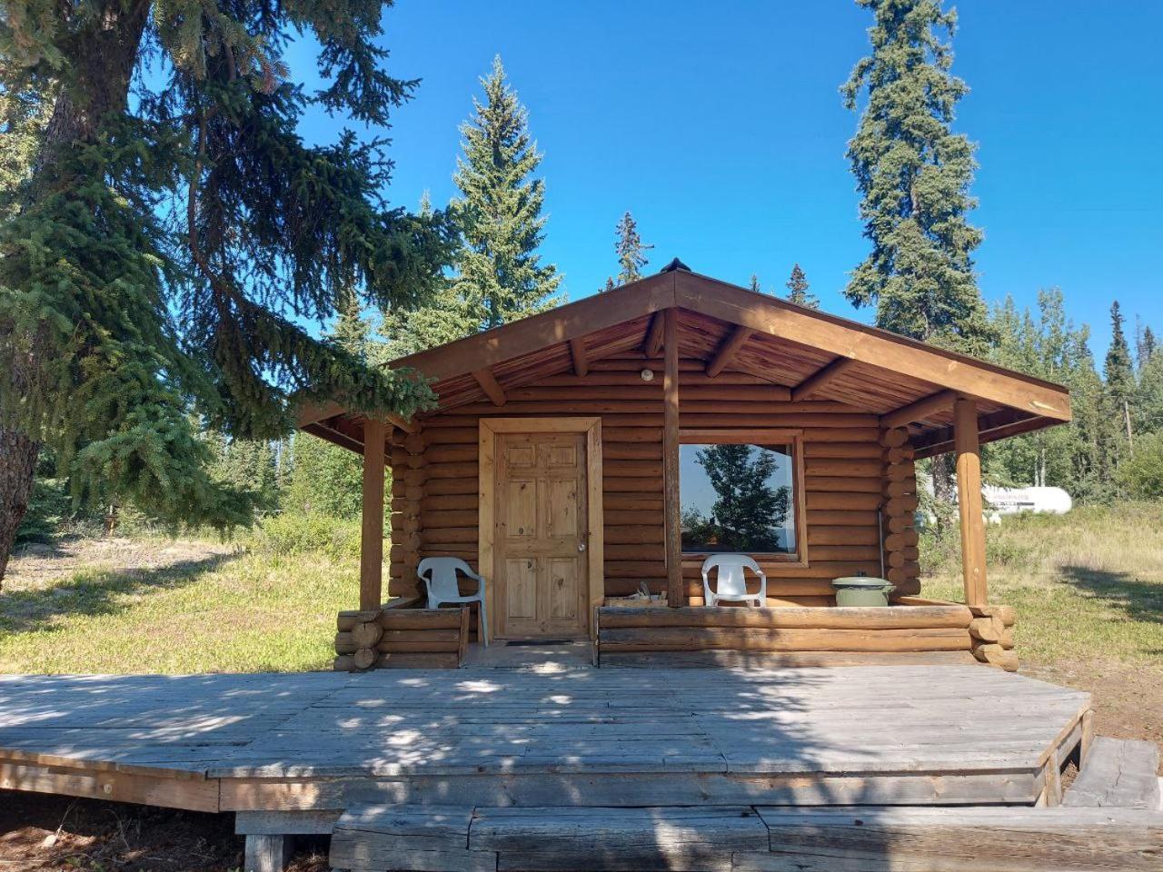 Escott Bay Resort Anahim Lake Esterno foto
